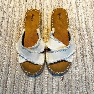Style & Co. Kelt Canvas Criss-Cross Slide Sandals, size 11M Off-White